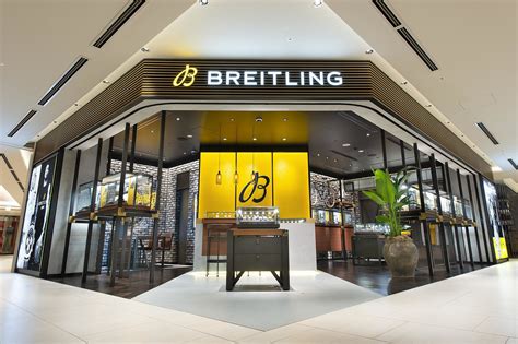 Official Breitling Boutique Tokyo Ginza Six .